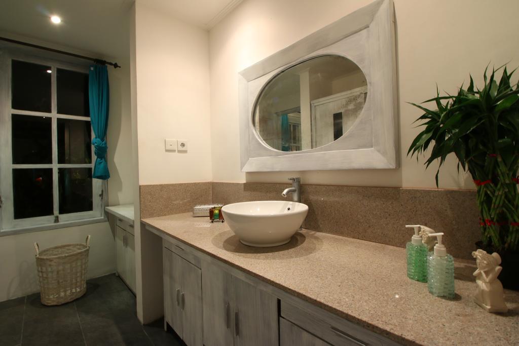 Villa Alam Biru II Sanur Zimmer foto